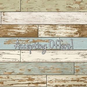 ❗️Accepting offers on most items in my closet❗️